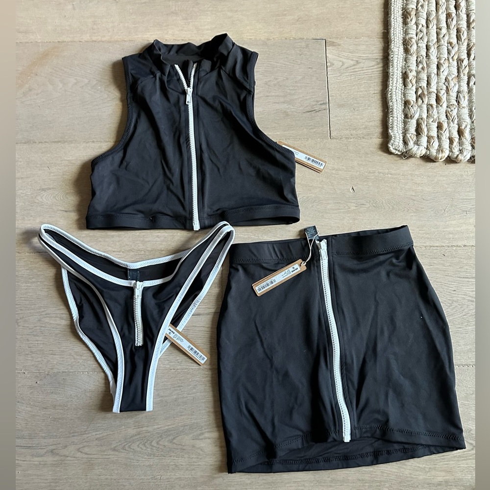Skims bikini